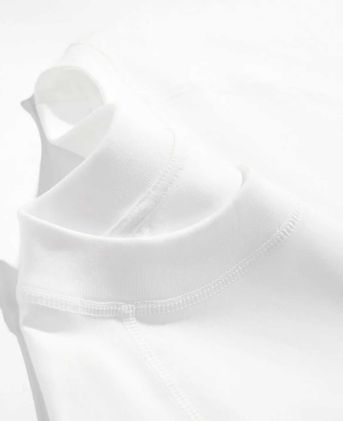 Футболка Cone Health Swaddle S – обзор и цена Baby Nursery Unit