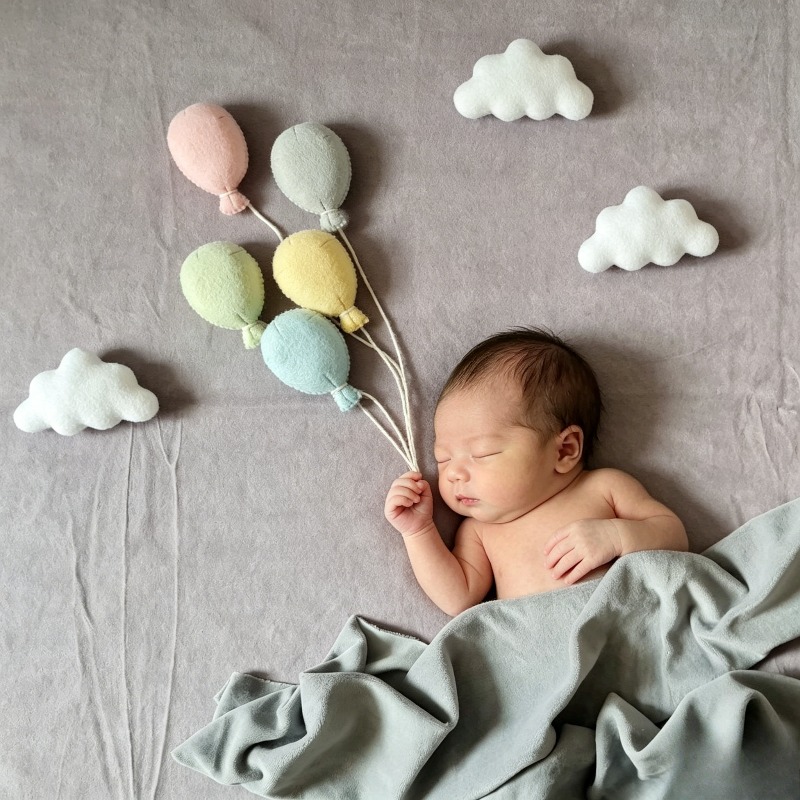 Набор из 8 фетровых шаров-обла – обзор и цена Baby Nursery Set